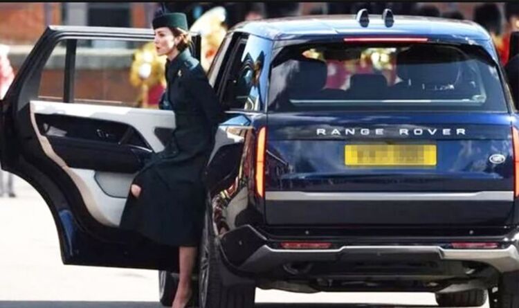 New Range Rover 2022: Kate Middleton & William spotted in brand new model  ahead of launch | Express.co.uk